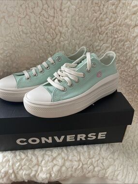 Converse Low Top Platform Sneakers in Mint Green and White